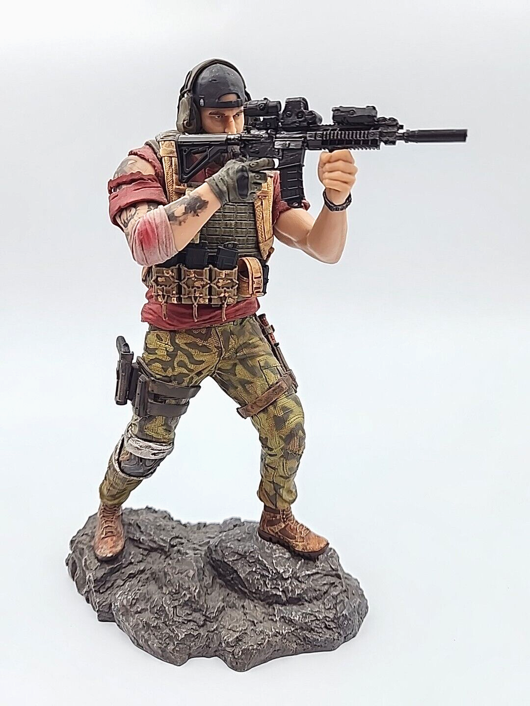 Tom Clancy's Ghost Recon Breakpoint Nomad 9" Figure