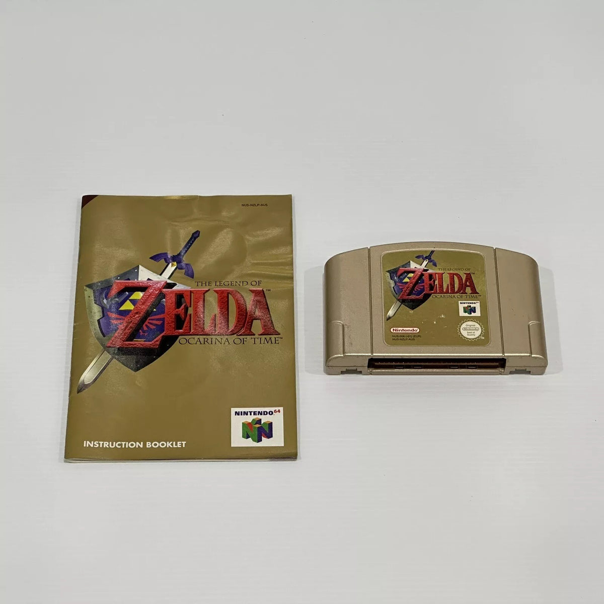 The Legend of Zelda: Ocarina of Time - Nintendo 64 N64 (Cartridge + Manual)